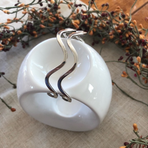 Jewelry - Stirling Silver Bangle